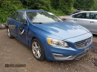2015 Volvo S60 T5 Premier с VIN YV1612TK8F1334127, выставлен на аукционе IAAI как лот 42887031 с пробегом 101 981 миль миль и . История ставок и продаж доступна на DreamBid. Изображение 1.