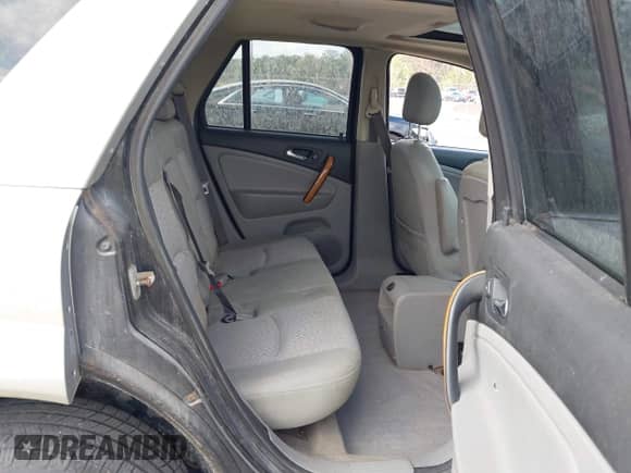 2007 Saturn VUE V6 with VIN 5GZCZ53407S821806, listed as a IAAI auction lot 43339306 with 127,274 mi miles and . Bid and sale history available at DreamBid. Image 8.