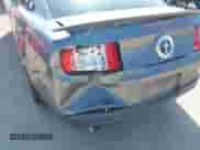 2012 Ford Mustang Premium с VIN 1ZVBP8AM8C5263572, выставлен на аукционе IAAI как лот 43198172 с пробегом 154 069 миль миль и . История ставок и продаж доступна на DreamBid. Изображение 12.