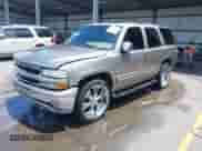 2002 Chevrolet Tahoe LS with VIN 1GNEC13Z32R117039, listed as a IAAI auction lot 42621369 with 383,430 mi miles and . Bid and sale history available at DreamBid. Image 2.