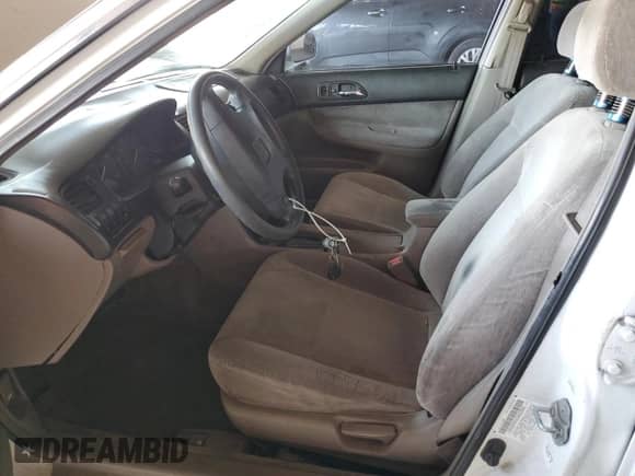 1995 Honda Accord LX z VIN 1HGCD5635SA055901, wystawiony jako Copart lot #58988965 z przebiegiem 253 309 mil mil oraz Szkoda całkowita • Salvage title. Historia ofert i sprzedaży dostępna na DreamBid. Obrazek 7.