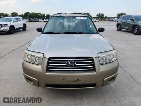 2008 Subaru Forester X with VIN JF1SG63688H725128, listed as a Copart auction lot 81301365 with 181,546 mi miles and Clean title. Bid and sale history available at DreamBid. Image 5.