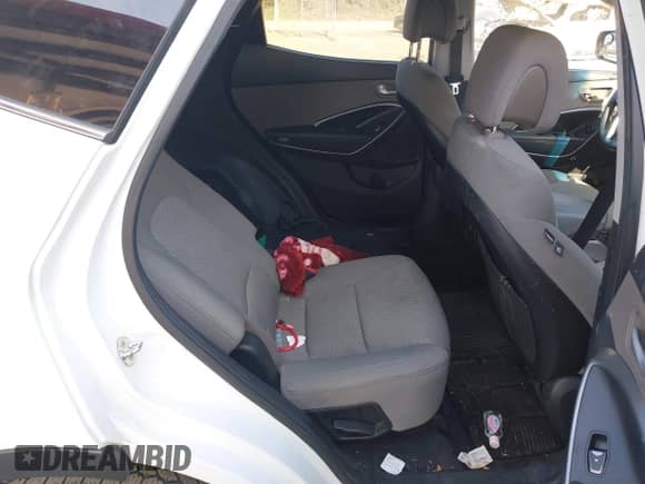 2014 Hyundai Santa Fe с VIN 5XYZTDLB5EG197705, выставлен на аукционе IAAI как лот 43293792 с пробегом 79 054 миль миль и . История ставок и продаж доступна на DreamBid. Изображение 8.