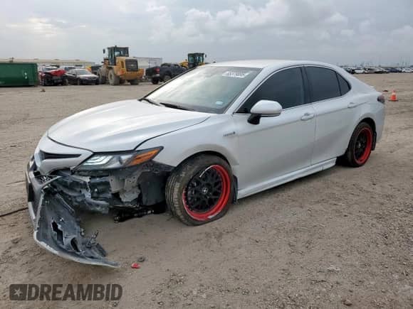 2021 Toyota Camry Hybrid XSE with VIN 4T1K31AK7MU028992, listed as a Copart auction lot 65379895 with 62,735 mi miles and Salvage title. Bid and sale history available at DreamBid. Image 1.