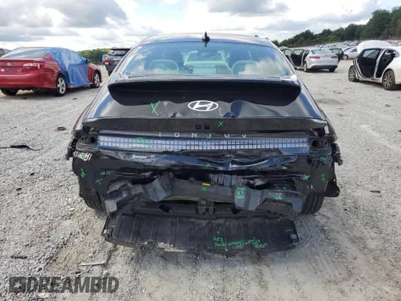 2024 Hyundai Ioniq 6 SEL с VIN KMHM34AA1RA061450, выставлен на аукционе Copart как лот 61058915 с пробегом 11 165 миль миль и Списание • Salvage title. История ставок и продаж доступна на DreamBid. Изображение 6.
