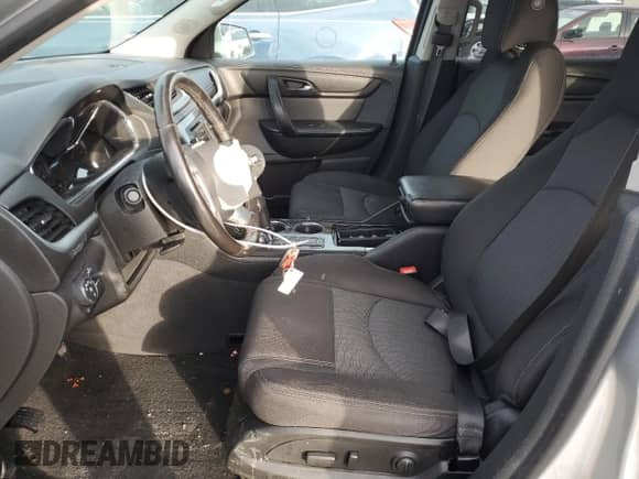 2017 Chevrolet Traverse LT z VIN 1GNKRGKD6HJ341178, wystawiony jako Copart lot #44317235 z przebiegiem 103 506 mil mil oraz Szkoda całkowita • Salvage title. Historia ofert i sprzedaży dostępna na DreamBid. Obrazek 7.