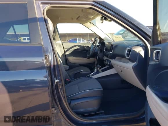 2023 Hyundai Venue Limited with VIN KMHRC8A31PU268141, listed as a IAAI auction lot 41760631 with 40,746 mi miles and . Bid and sale history available at DreamBid. Image 5.