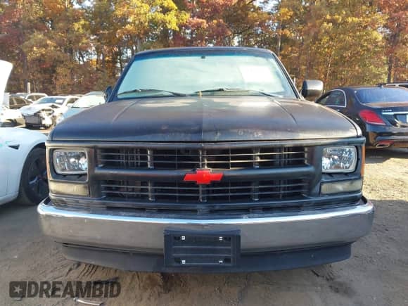 1994 Chevrolet Silverado 1500 с VIN 1GCDC14Z4RZ192863, выставлен на аукционе IAAI как лот 43495752 с пробегом 385 878 миль миль и . История ставок и продаж доступна на DreamBid. Изображение 12.