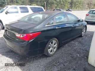 2011 Hyundai Sonata SE z VIN 5NPEC4AC1BH007848, wystawiony jako IAAI lot #43401851 z przebiegiem 141 827 mil mil oraz . Historia ofert i sprzedaży dostępna na DreamBid. Obrazek 4.