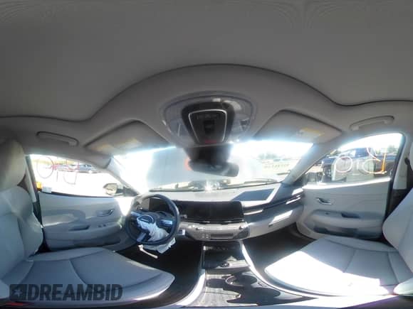 2024 Hyundai Kona Limited с VIN KM8HECA3XRU136023, выставлен на аукционе IAAI как лот 43141139 с пробегом 12 424 миль миль и . История ставок и продаж доступна на DreamBid. Изображение 18.