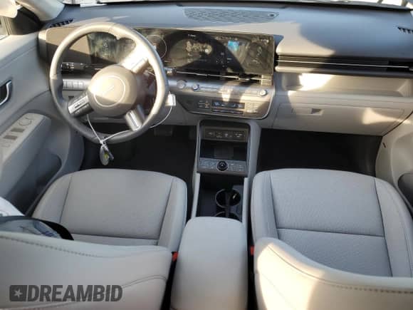 2024 Hyundai Kona Limited с VIN KM8HECA35RU054104, выставлен на аукционе Copart как лот 81705934 с пробегом 8 557 миль миль и Списание • Salvage title. История ставок и продаж доступна на DreamBid. Изображение 8.