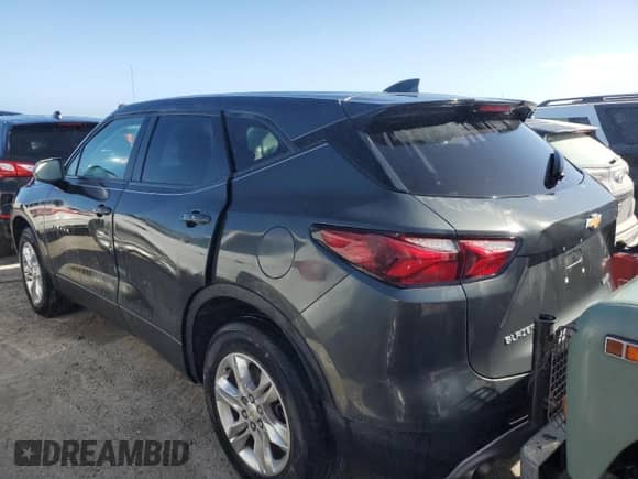 2019 Chevrolet Blazer z VIN 3GNKBBRA2KS685499, wystawiony jako Copart lot #42541205 z przebiegiem Nie podano mil oraz Nie do naprawy • Non repairable. Historia ofert i sprzedaży dostępna na DreamBid. Obrazek 2.