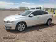 2015 Volvo S60 T5 Platinum с VIN YV1612TM3F1360099, выставлен на аукционе Copart как лот 53744175 с пробегом 87 383 миль миль и Списание • Salvage title. История ставок и продаж доступна на DreamBid. Изображение 1.