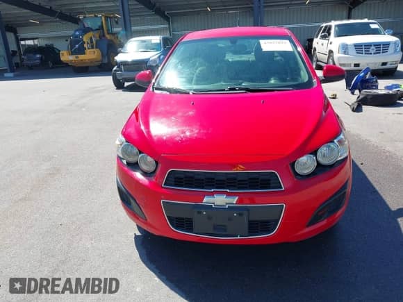 2014 Chevrolet Sonic LS с VIN 1G1JA5SH0E4107558, выставлен на аукционе IAAI как лот 43027825 с пробегом 67 205 миль миль и . История ставок и продаж доступна на DreamBid. Изображение 12.