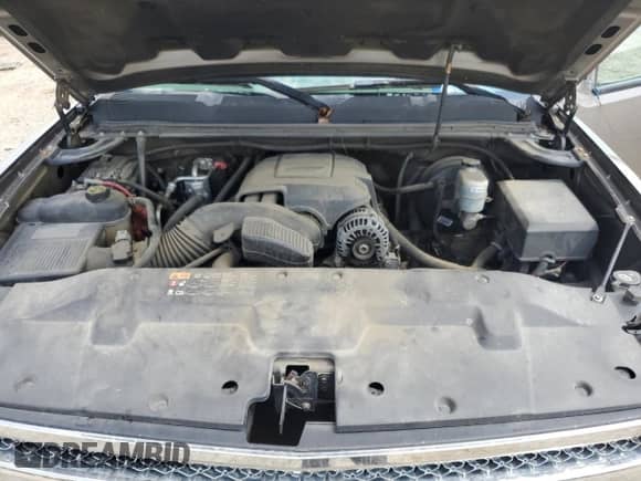 2012 Chevrolet Silverado 1500 LS z VIN 1GCRCREA5CZ251228, wystawiony jako Copart lot #64784515 z przebiegiem 236 651 mil mil oraz Szkoda całkowita • Salvage title. Historia ofert i sprzedaży dostępna na DreamBid. Obrazek 11.