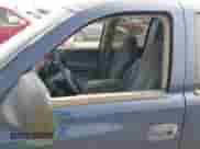 2002 Dodge Dakota SLT z VIN 1B7HG48NX2S682849, wystawiony jako IAAI lot #43032345 z przebiegiem 192 599 mil mil oraz . Historia ofert i sprzedaży dostępna na DreamBid. Obrazek 6.