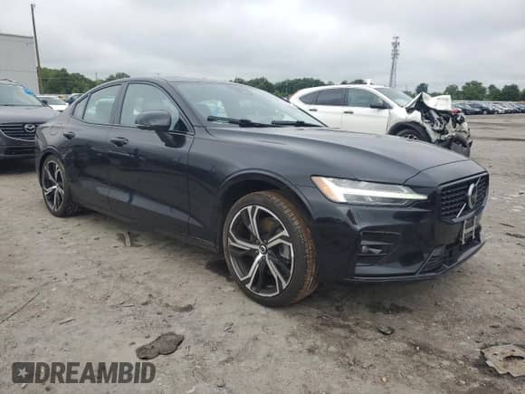 2024 Volvo S60 Plus Dark Theme with VIN 7JRL12TL8RG303609, listed as a Copart auction lot 58894065 with 33,340 mi miles and Salvage title. Bid and sale history available at DreamBid. Image 4.