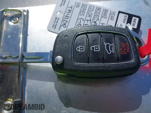 2018 Hyundai Santa Fe 2.4L with VIN 5NMZTDLB9JH084453, listed as a IAAI auction lot 43428772 with 103,023 mi miles and . Bid and sale history available at DreamBid. Image 11.