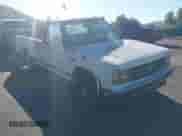 1989 Chevrolet S-10 z VIN 1GCCS14ZXK8171283, wystawiony jako IAAI lot #40865531 z przebiegiem 79 480 mil mil oraz . Historia ofert i sprzedaży dostępna na DreamBid. Obrazek 1.