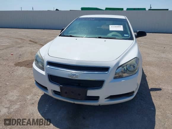 2012 Chevrolet Malibu 1LS z VIN 1G1ZB5E04CF167205, wystawiony jako IAAI lot #43180002 z przebiegiem 165 160 mil mil oraz . Historia ofert i sprzedaży dostępna na DreamBid. Obrazek 6.