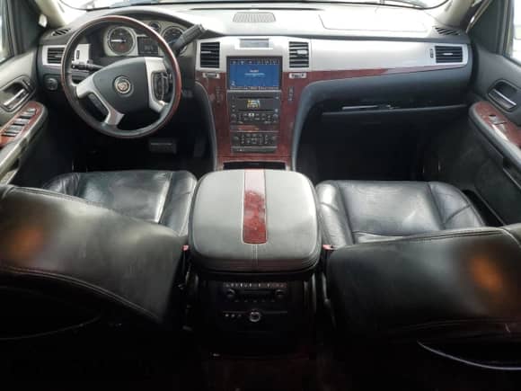 2009 Cadillac Escalade with VIN 1GYFK13259R147747, listed as a Copart auction lot 45285015 with 118,319 mi miles and Salvage title. Bid and sale history available at DreamBid. Image 8.