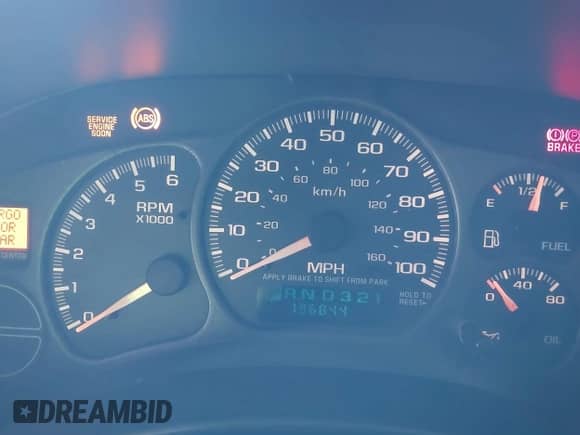 2002 Chevrolet Tahoe LS с VIN 1GNEC13V82J264534, выставлен на аукционе IAAI как лот 43216328 с пробегом 196 844 миль миль и . История ставок и продаж доступна на DreamBid. Изображение 7.