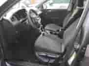 2019 Volkswagen Tiguan S с VIN 3VV0B7AX8KM166069, выставлен на аукционе Copart как лот 70216185 с пробегом 90 250 миль миль и Списание • Salvage title. История ставок и продаж доступна на DreamBid. Изображение 7.