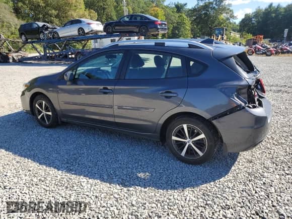2019 Subaru Impreza Premium with VIN 4S3GTAD65K3736475, listed as a Copart auction lot 81527685 with 62,090 mi miles and Salvage title. Bid and sale history available at DreamBid. Image 2.