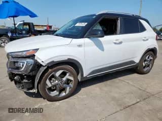 2022 Hyundai Venue SEL с VIN KMHRC8A38NU135535, выставлен на аукционе Copart как лот 71615125 с пробегом 43 167 миль миль и Списание • Salvage title. История ставок и продаж доступна на DreamBid. Изображение 1.