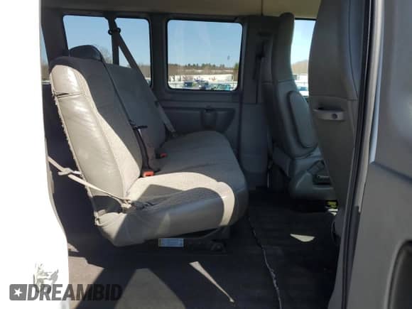 2020 Chevrolet Express Passenger LT с VIN 1GAZGPFG8L1176429, выставлен на аукционе Copart как лот 50260385 с пробегом 91 431 миль миль и Чистый • Clean title. История ставок и продаж доступна на DreamBid. Изображение 11.