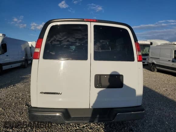 2018 Chevrolet Express Passenger LT с VIN 1GAZGMFG5J1228417, выставлен на аукционе Copart как лот 78375174 с пробегом 189 148 миль миль и Чистый • Clean title. История ставок и продаж доступна на DreamBid. Изображение 6.