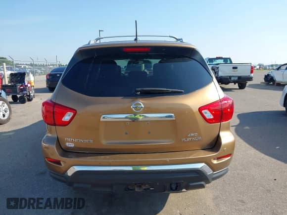 2017 Nissan Pathfinder S с VIN 5N1DR2MM7HC600617, выставлен на аукционе IAAI как лот 42664039 с пробегом 86 651 миль миль и . История ставок и продаж доступна на DreamBid. Изображение 16.