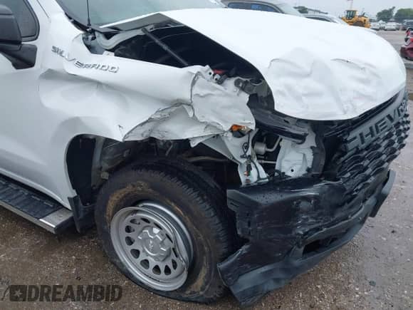 2020 Chevrolet Silverado 1500 Work Truck with VIN 1GCRWAEF6LZ138831, listed as a IAAI auction lot 40260659 with 40,444 mi miles and . Bid and sale history available at DreamBid. Image 6.