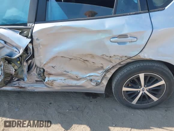 2023 Subaru Impreza Premium с VIN 4S3GTAV69P3708989, выставлен на аукционе IAAI как лот 43000858 с пробегом 16 041 миль миль и . История ставок и продаж доступна на DreamBid. Изображение 6.