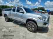 2022 Toyota Tacoma SR z VIN 3TYSZ5AN6NT091760, wystawiony jako Copart lot #63561745 z przebiegiem 61 005 mil mil oraz Szkoda całkowita • Salvage title. Historia ofert i sprzedaży dostępna na DreamBid. Obrazek 4.