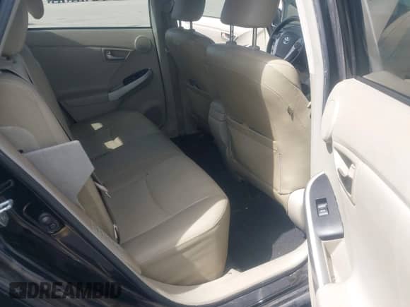 2013 Toyota Prius One z VIN JTDKN3DU8D5624288, wystawiony jako IAAI lot #42581790 z przebiegiem 190 555 mil mil oraz . Historia ofert i sprzedaży dostępna na DreamBid. Obrazek 8.