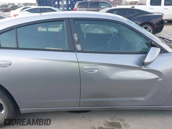 2013 Dodge Charger SE с VIN 2C3CDXBG3DH725442, выставлен на аукционе IAAI как лот 43260184 с пробегом 129 411 миль миль и . История ставок и продаж доступна на DreamBid. Изображение 14.