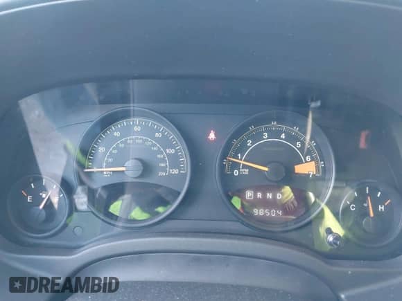 2016 Jeep Compass Sport с VIN 1C4NJDBB3GD646757, выставлен на аукционе IAAI как лот 41673419 с пробегом 98 504 миль миль и . История ставок и продаж доступна на DreamBid. Изображение 7.