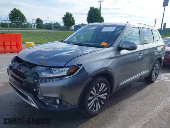 2020 Mitsubishi Outlander SE z VIN JA4AD3A33LJ001719, wystawiony jako IAAI lot #42270888 z przebiegiem 95 794 mil mil oraz . Historia ofert i sprzedaży dostępna na DreamBid. Obrazek 18.
