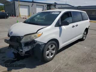 2012 Toyota Sienna with VIN 5TDZK3DC0CS277563, listed as a Copart auction lot 69941375 with 168,806 mi miles and Salvage title. Bid and sale history available at DreamBid. Image 1.