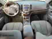 2012 Hyundai Santa Fe GLS z VIN 5XYZG3AB4CG102761, wystawiony jako Copart lot #82676005 z przebiegiem 185 000 mil mil oraz Czysty tytuł • Clean title. Historia ofert i sprzedaży dostępna na DreamBid. Obrazek 8.