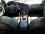 2009 Volvo S60 2.5T с VIN YV1RS592092736323, выставлен на аукционе Copart как лот 71272125 с пробегом 125 237 миль миль и Списание • Salvage title. История ставок и продаж доступна на DreamBid. Изображение 8.