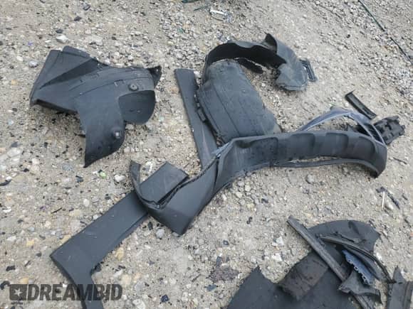 2020 Kia Sorento L z VIN 5XYPG4A34LG638275, wystawiony jako Copart lot #69020955 z przebiegiem 127 745 mil mil oraz Nie do naprawy • Non repairable. Historia ofert i sprzedaży dostępna na DreamBid. Obrazek 13.