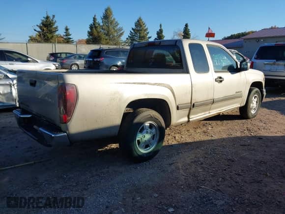 2004 Chevrolet Colorado Z71 z VIN 1GCCS196848144987, wystawiony jako IAAI lot #43534736 z przebiegiem 115 630 mil mil oraz . Historia ofert i sprzedaży dostępna na DreamBid. Obrazek 4.