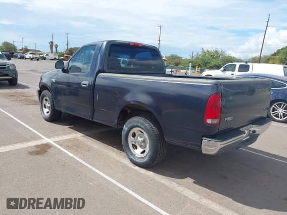 2003 Ford F-150 XL with VIN 1FTRF17283NB11096, listed as a IAAI auction lot 43315259 with 130,415 mi miles and . Bid and sale history available at DreamBid. Image 3.