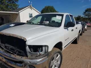 2005 Dodge 1500 SLT z VIN 1D7HU18N35S213698, wystawiony jako IAAI lot #43468291 z przebiegiem Nie podano mil oraz . Historia ofert i sprzedaży dostępna na DreamBid. Obrazek 2.