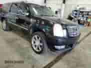 2010 Cadillac Escalade ESV Premium with VIN 1GYUKJEF4AR112581, listed as a Copart auction lot 50363955 with 209,412 mi miles and Non repairable. Bid and sale history available at DreamBid. Image 12.