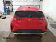 2019 Hyundai Veloster Turbo R-Spec z VIN KMHTH6AB8KU013806, wystawiony jako Copart lot #67036063 z przebiegiem 15 599 mil mil oraz . Historia ofert i sprzedaży dostępna na DreamBid. Obrazek 6.