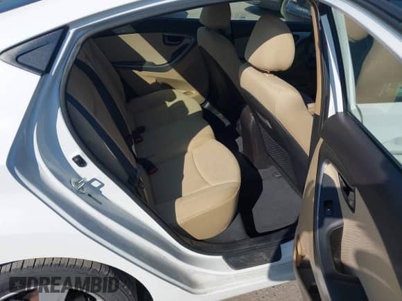 2013 Hyundai Elantra GLS с VIN 5NPDH4AE0DH165034, выставлен на аукционе IAAI как лот 43296146 с пробегом 137 928 миль миль и . История ставок и продаж доступна на DreamBid. Изображение 8.