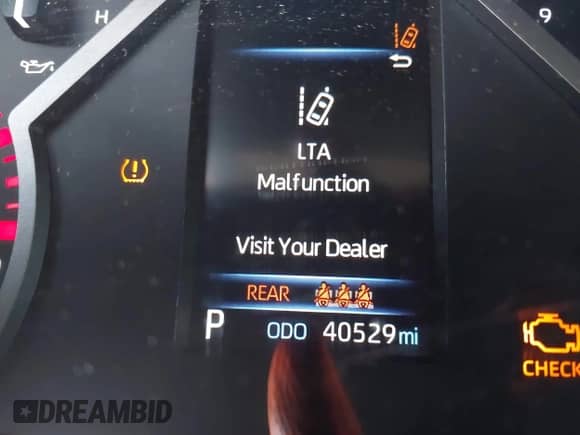 2024 Toyota Tundra SR5 с VIN 5TFLA5DA3RX134435, выставлен на аукционе IAAI как лот 42799873 с пробегом 40 529 миль миль и . История ставок и продаж доступна на DreamBid. Изображение 15.